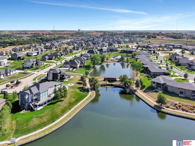 9631 Toma Road, Lincoln, NE 68526