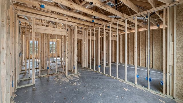 15 Kirkliston Lane, Bella Vista, AR 72715