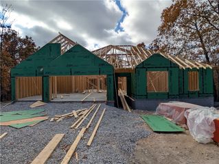 15 Kirkliston Lane, Bella Vista, AR 72715