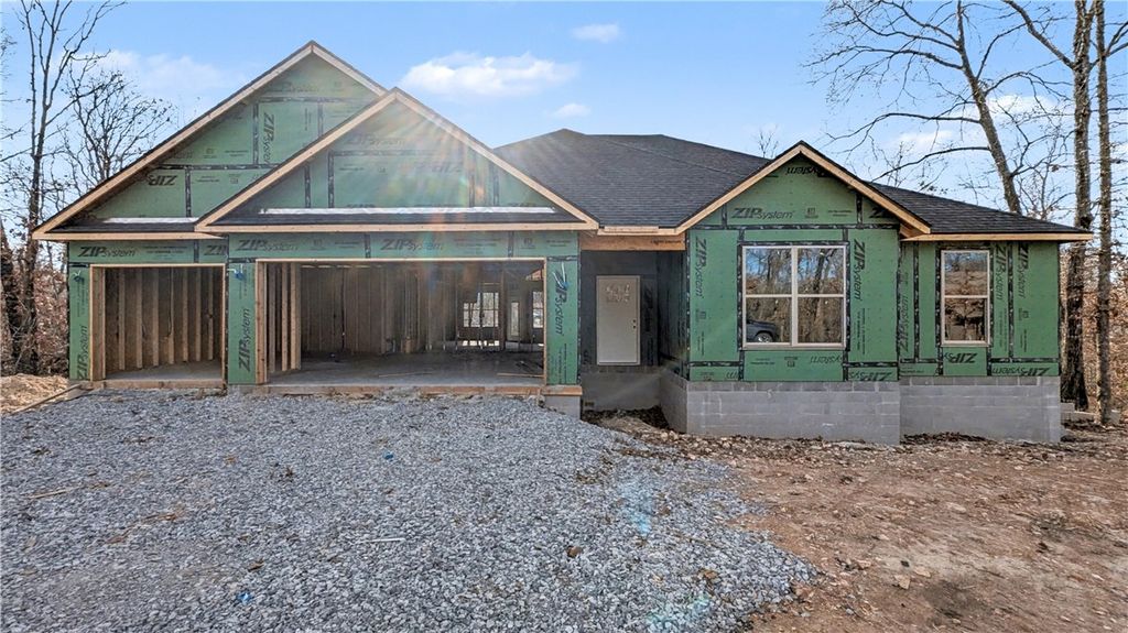 15 Kirkliston Lane, Bella Vista, AR 72715