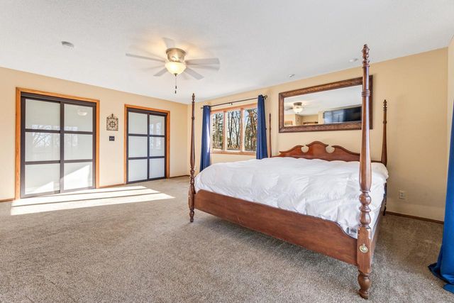 N1947 Forest Ridge DRIVE, La Crosse, WI 54601