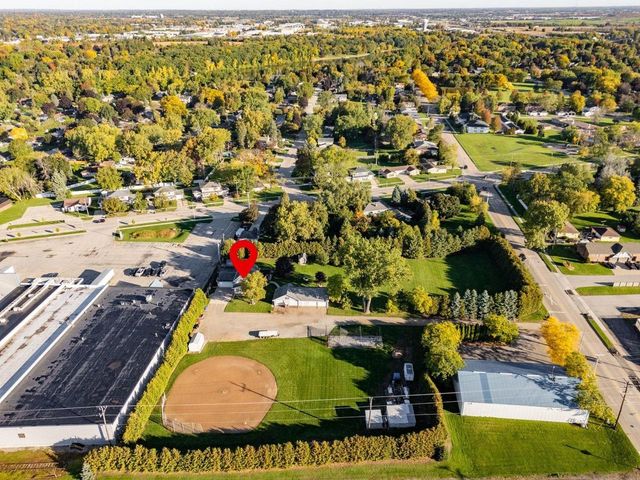 311 N KENSINGTON DRIVE, Appleton, WI 54915