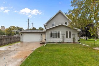 311 N KENSINGTON DRIVE, Appleton, WI 54915