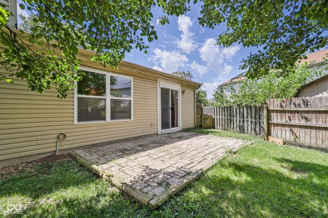 8315 Corinth Place, Indianapolis, IN 46227