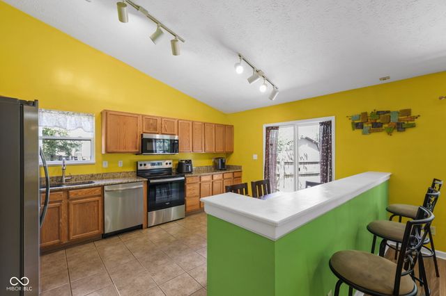 8315 Corinth Place, Indianapolis, IN 46227