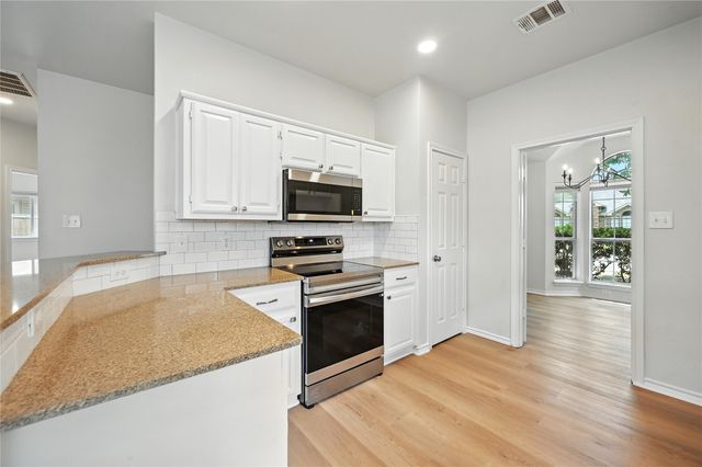 1421 Bregenz Lane, Lewisville, TX 75067