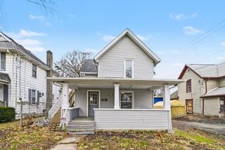 905 N Sycamore Street, Lansing, MI 48906
