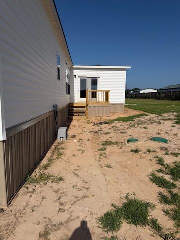 6873 CR 3700, Athens, TX 75752
