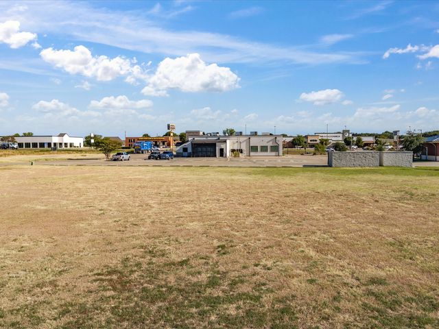 Lot 3R Ennis Parkway Avenue, Ennis, TX 75119