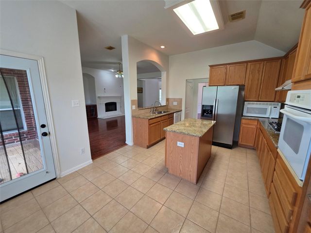 3902 Double Trail Court, Missouri City, TX 77459