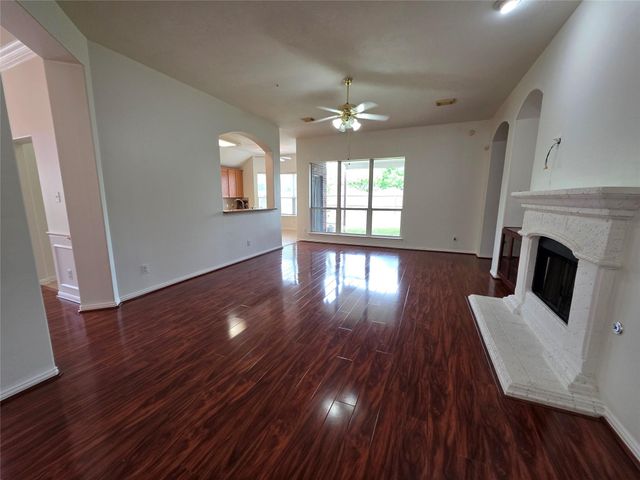 3902 Double Trail Court, Missouri City, TX 77459