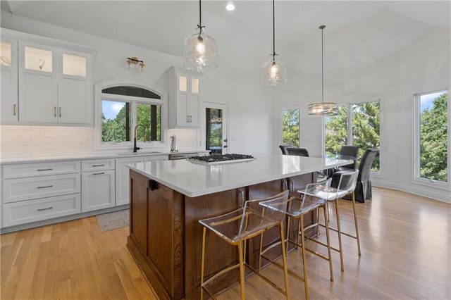 14500 Farley Street, Overland Park, KS 66221