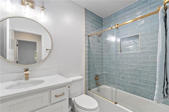 14500 Farley Street, Overland Park, KS 66221