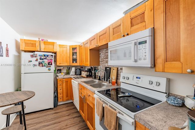 1251 NE 108th Street 216, Miami, FL 33161