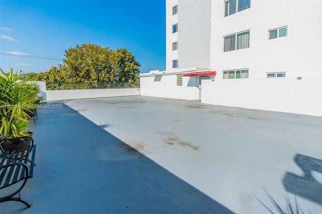 1251 NE 108th Street 216, Miami, FL 33161