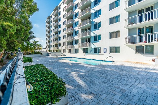 1251 NE 108th Street 216, Miami, FL 33161