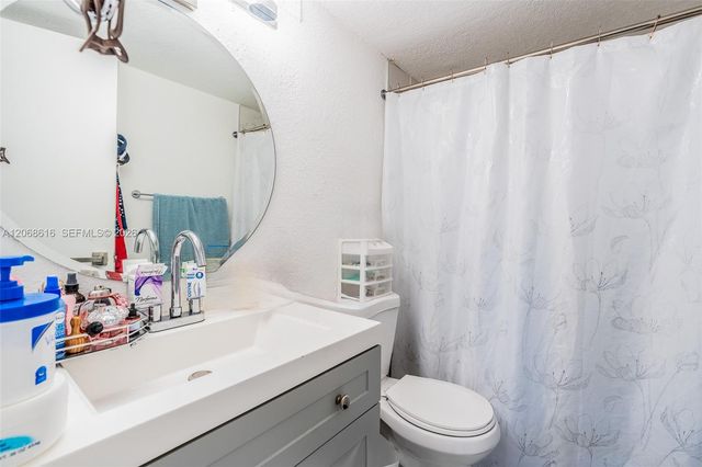1251 NE 108th Street 216, Miami, FL 33161