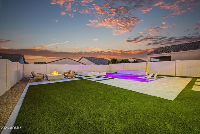 35071 N Barrel Road, San Tan Valley, AZ 85144