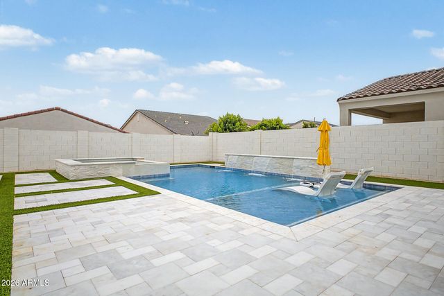 35071 N Barrel Road, San Tan Valley, AZ 85144