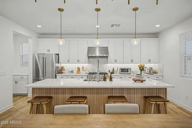 35071 N Barrel Road, San Tan Valley, AZ 85144