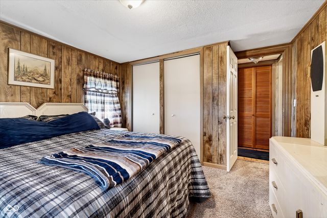 806 Oak Street, Tipton, IN 46072