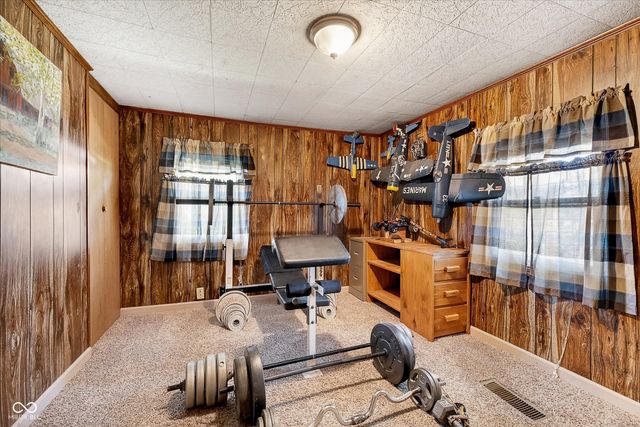 806 Oak Street, Tipton, IN 46072