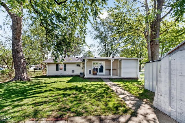 806 Oak Street, Tipton, IN 46072