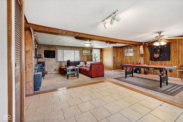 806 Oak Street, Tipton, IN 46072