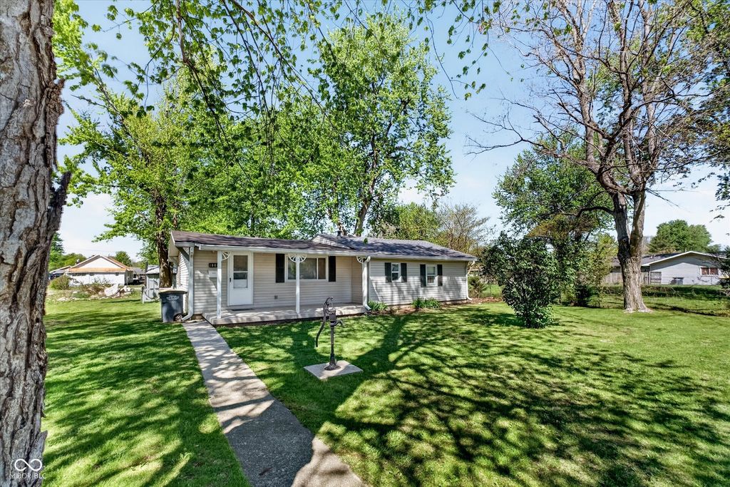 806 Oak Street, Tipton, IN 46072