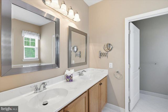 6 MITCHELL CT, Marlton, NJ 08053