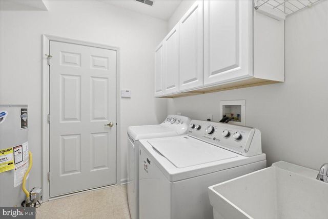 6 MITCHELL CT, Marlton, NJ 08053