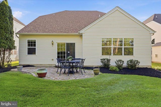 6 MITCHELL CT, Marlton, NJ 08053