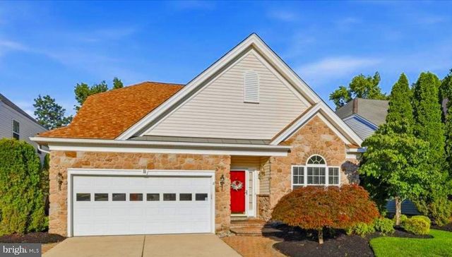 6 MITCHELL CT, Marlton, NJ 08053