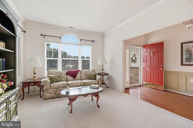 6 MITCHELL CT, Marlton, NJ 08053