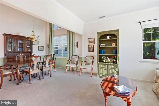 6 MITCHELL CT, Marlton, NJ 08053