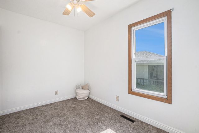 1630 AVENUE O, Council Bluffs, IA 51501