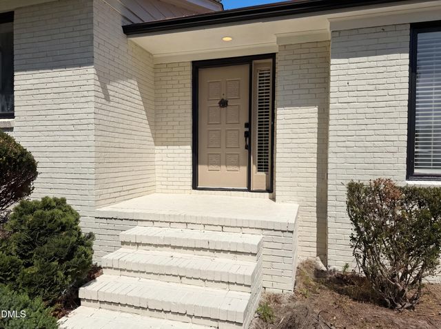 108 Oak Street, Pine Level, NC 27568