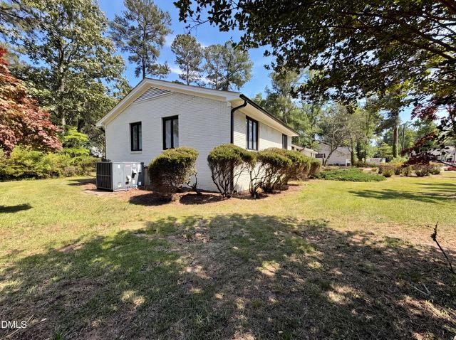 108 Oak Street, Pine Level, NC 27568