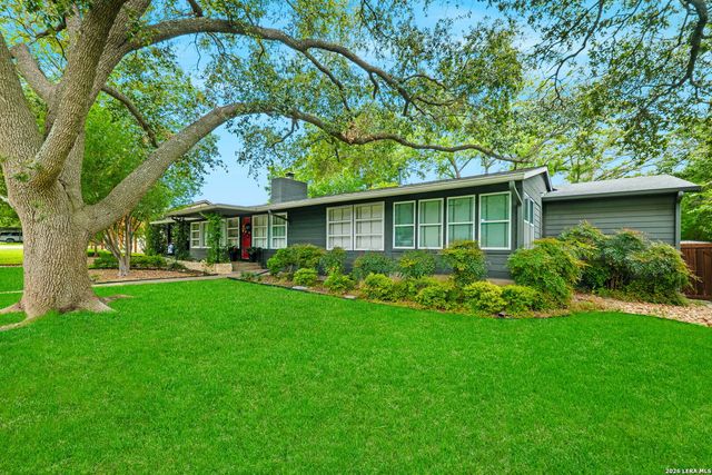 211 ROBINHOOD PL, San Antonio, TX 78209