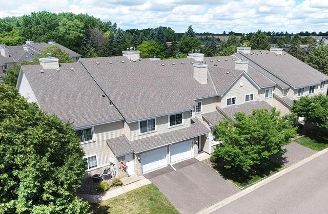 2240 Ranchview Lane N 80, Plymouth, MN 55447