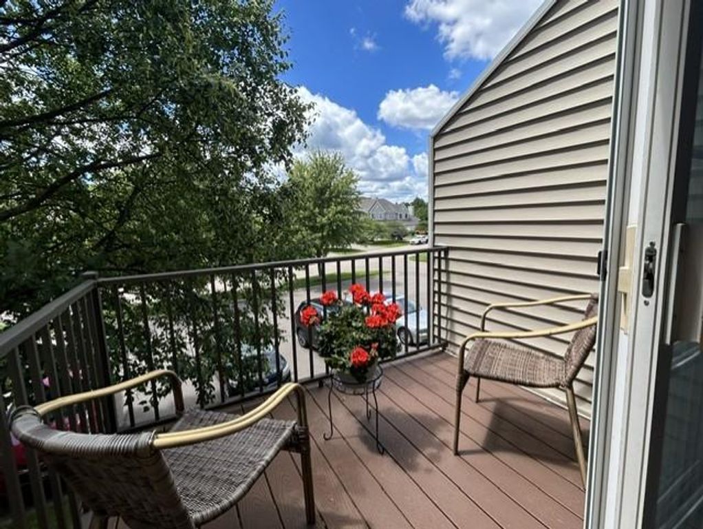 2240 Ranchview Lane N 80, Plymouth, MN 55447 — photo 4