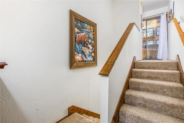 27657 Peninsula 130, Lake Arrowhead, CA 92352