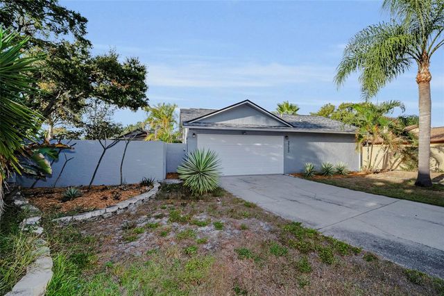 2733 NICOLE CIRCLE, Palm Harbor, FL 34684