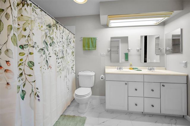 2733 NICOLE CIRCLE, Palm Harbor, FL 34684