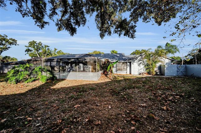 2733 NICOLE CIRCLE, Palm Harbor, FL 34684