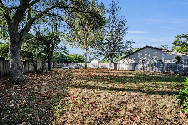 2733 NICOLE CIRCLE, Palm Harbor, FL 34684