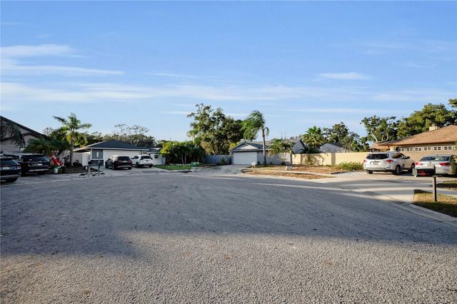 2733 NICOLE CIRCLE, Palm Harbor, FL 34684