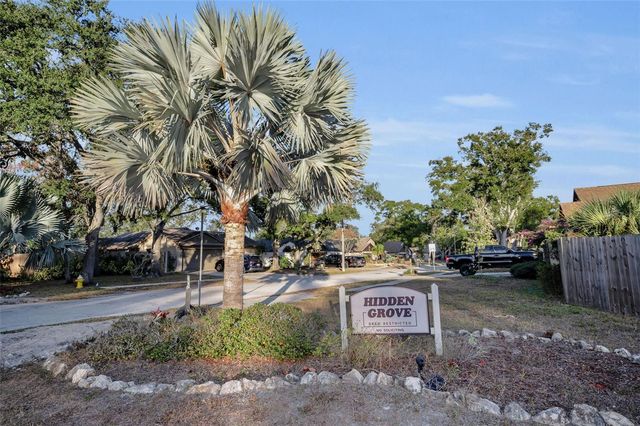 2733 NICOLE CIRCLE, Palm Harbor, FL 34684