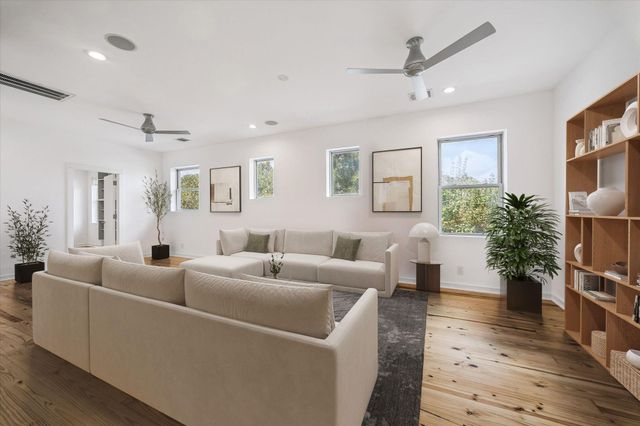 1601 Pine Chase Drive, Houston, TX 77055