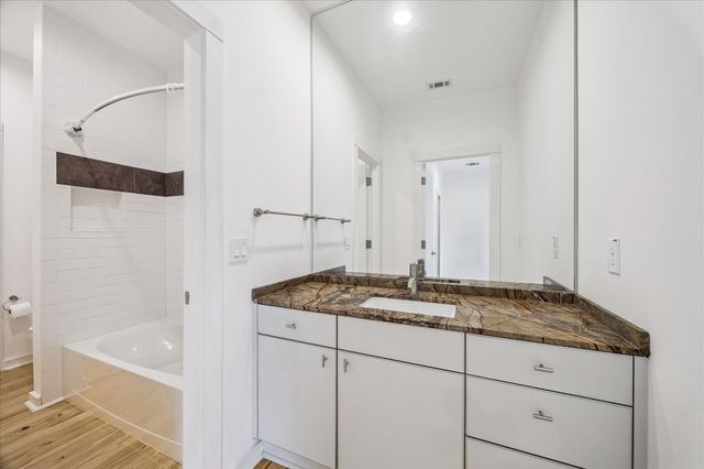 1601 Pine Chase Drive, Houston, TX 77055